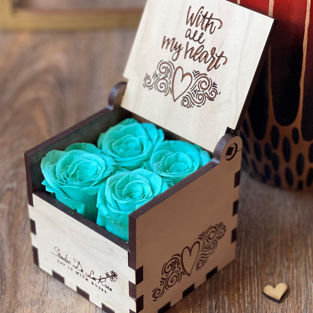 Premium Long-Lasting Tiffany Blue Roses | Exquisite Box