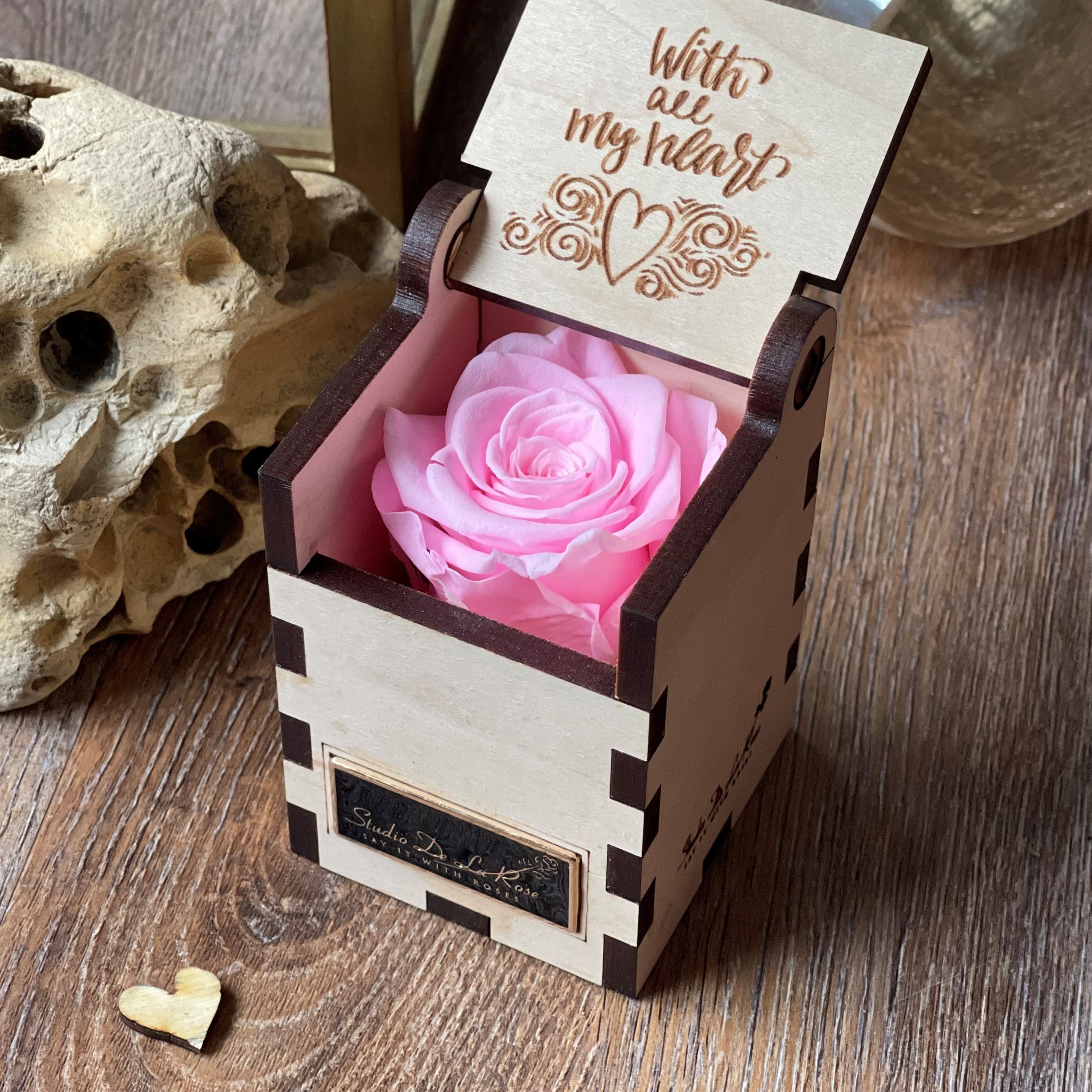 Classic Luxury Wooden Gift Box | Single Pink Rose – Studio de la rose